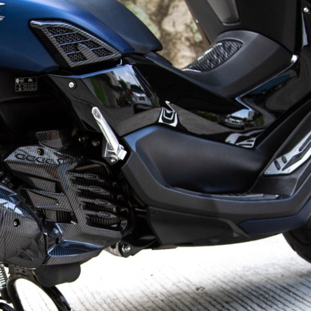 Nemo Cover Radiator Carbon for Yamaha NMAX 2020 - Alternate View