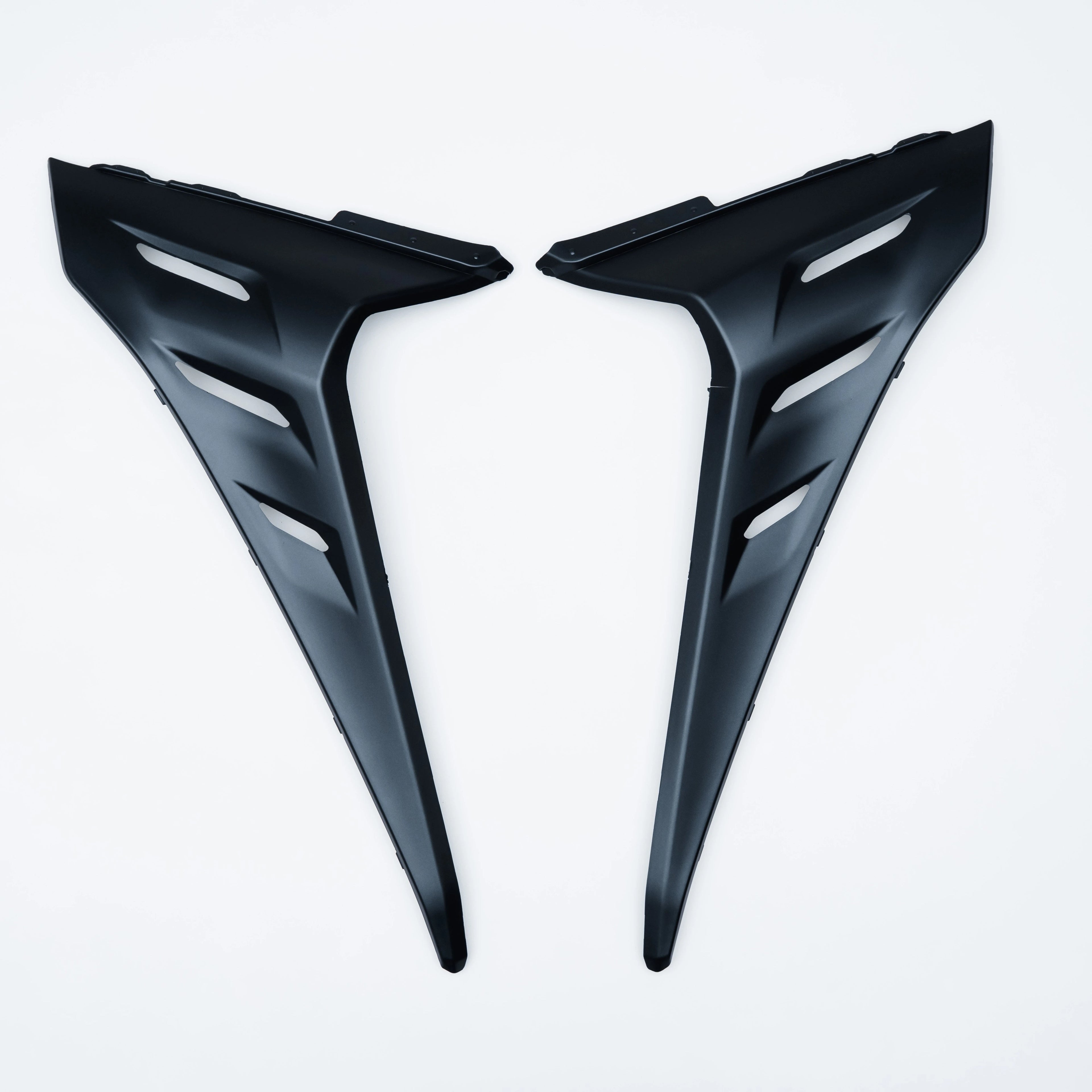 NEMO FOOTREST SIDE COVER YAMAHA XMAX CONNECTED