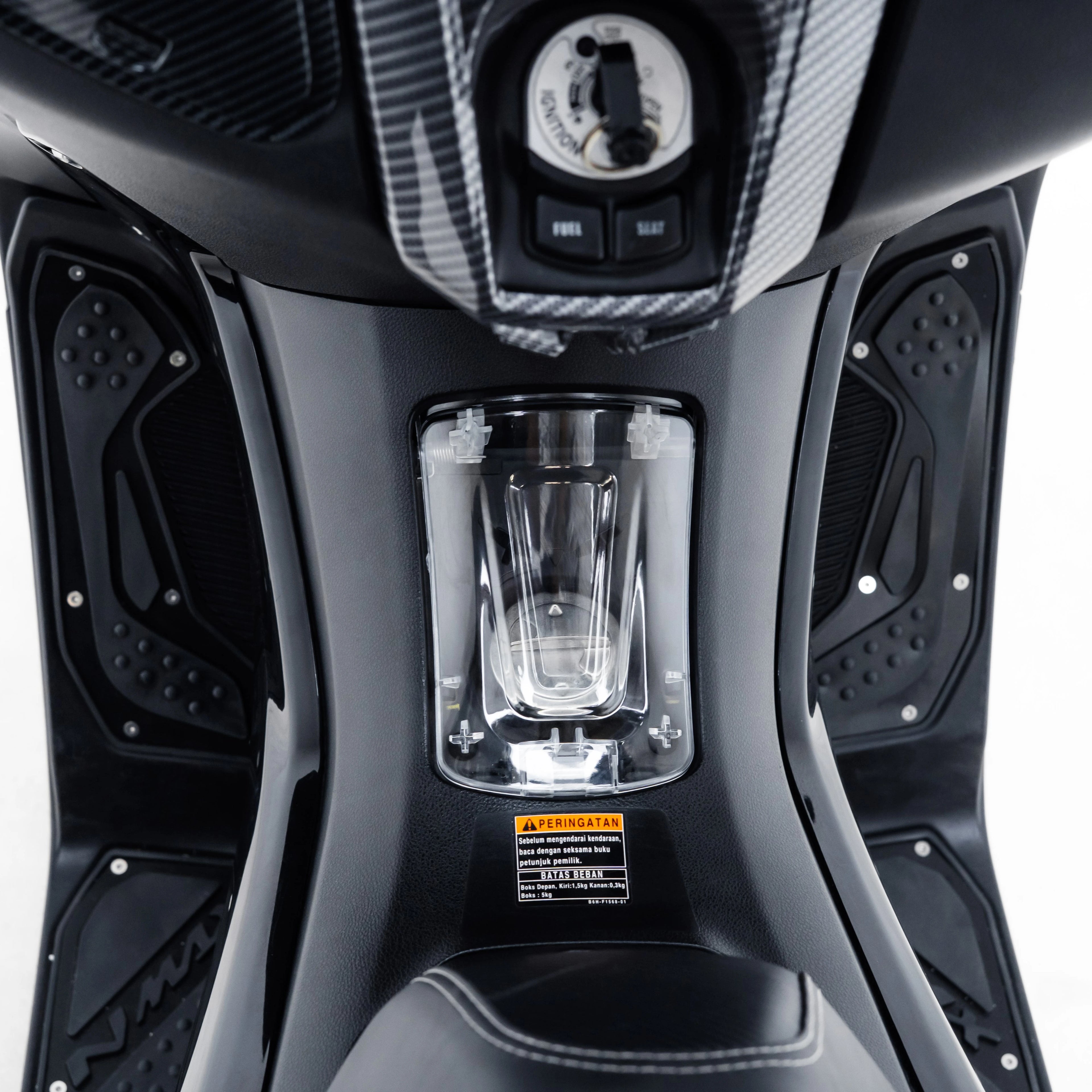 NEMO Transparent Fuel Cap Smoke Yamaha Nmax Connected