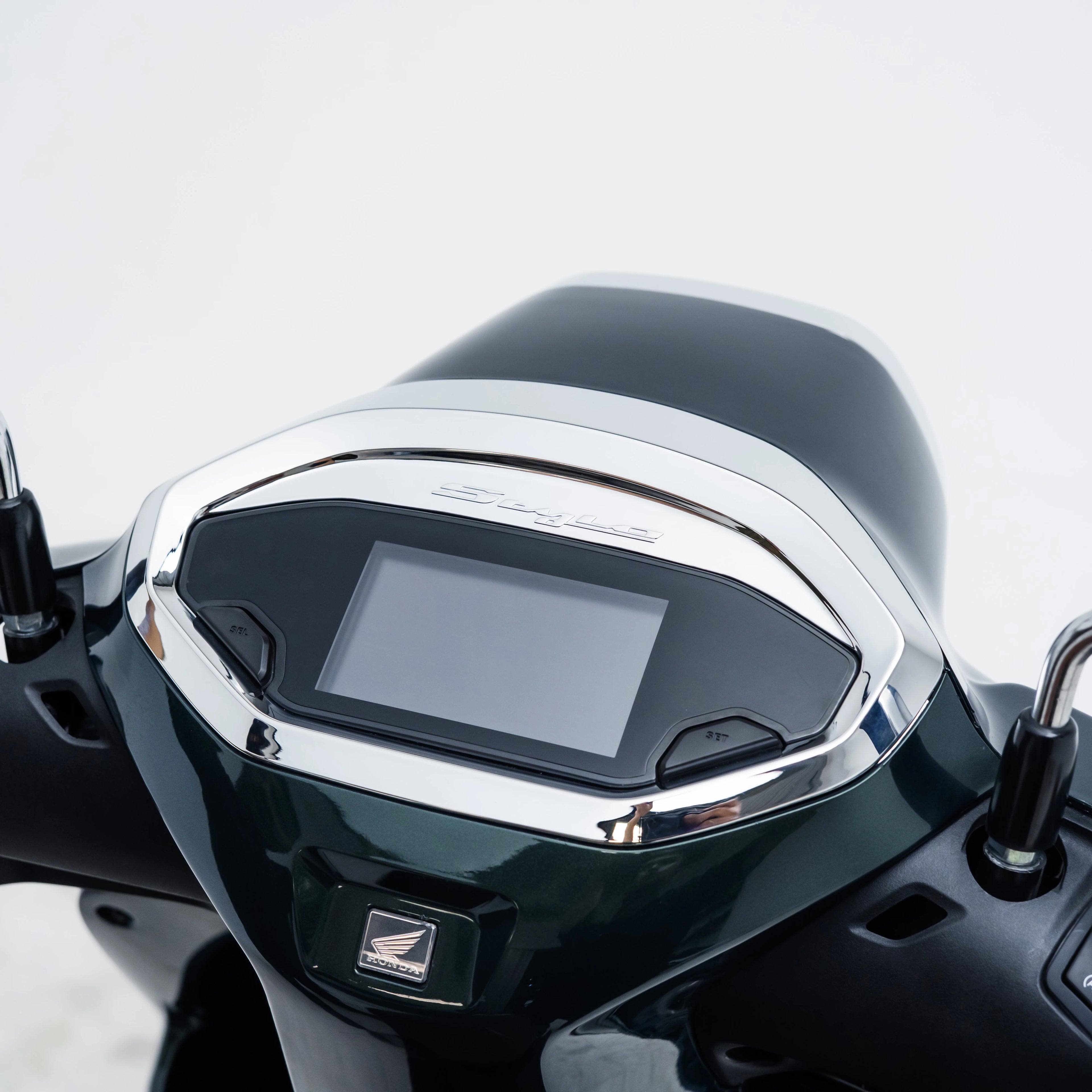 NEMO Speedometer Cover Chrome Stylo 160