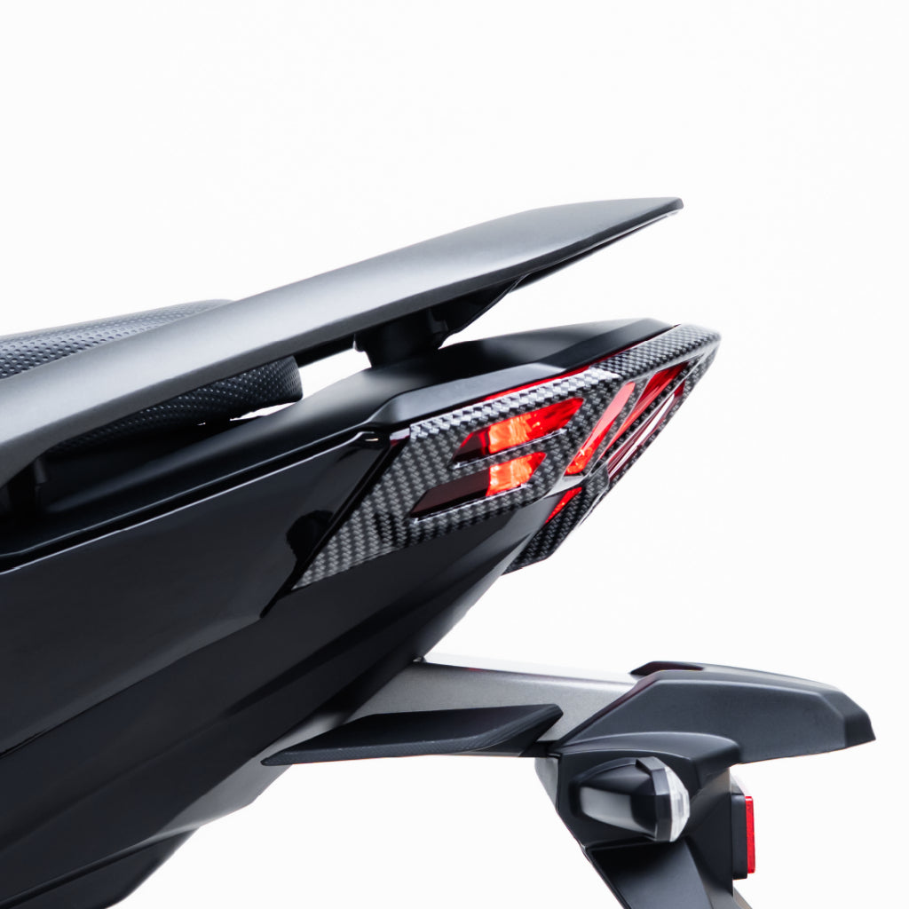 Nemo Cover Tail Light / Cover Tail Light Carbon Honda Vario 125 & 150 2018-2025