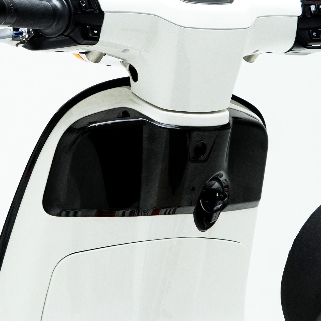 VIRTU Dashboard Transparent Vespa Sprint & Primavera - Alternate View