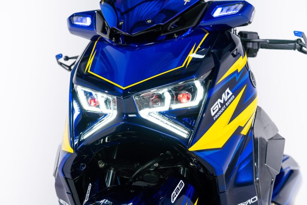 HEADLAMP CS XMAX CONNECTED