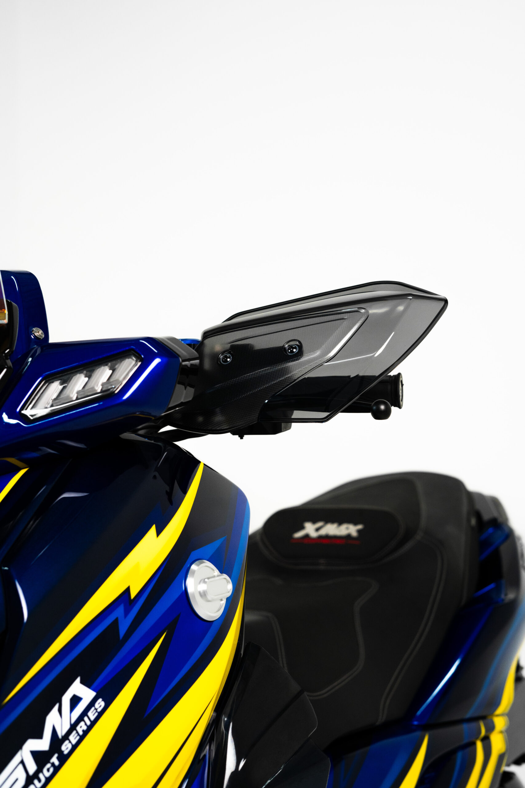 HANDGUARD XMAX CONNECTED