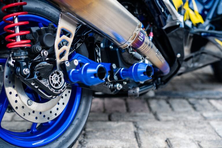 SLIDER END/EXHAUST PROTECTOR