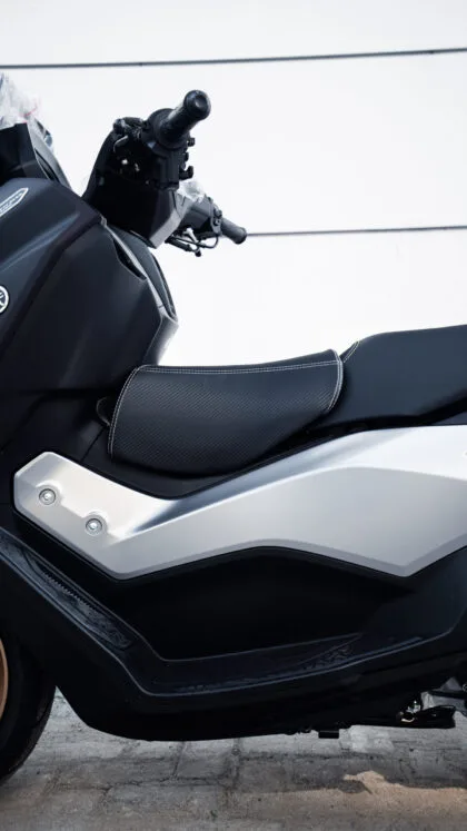 MIDDLE SEAT NMAX TURBO & NEO