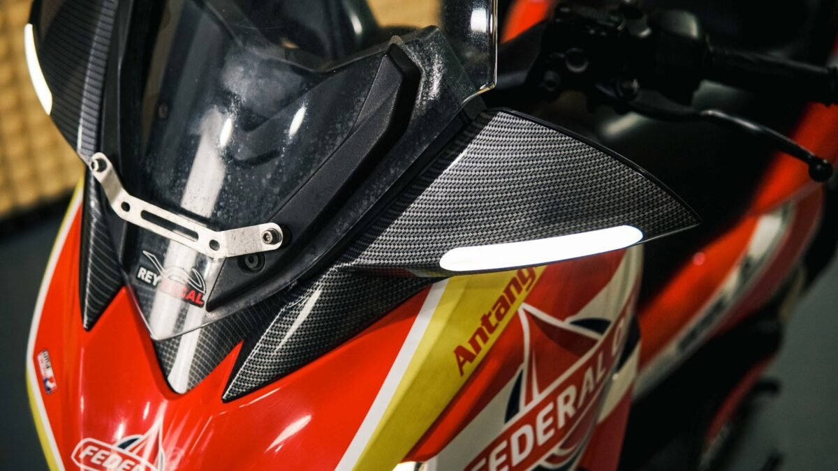 BODY MIRROR OLD XMAX