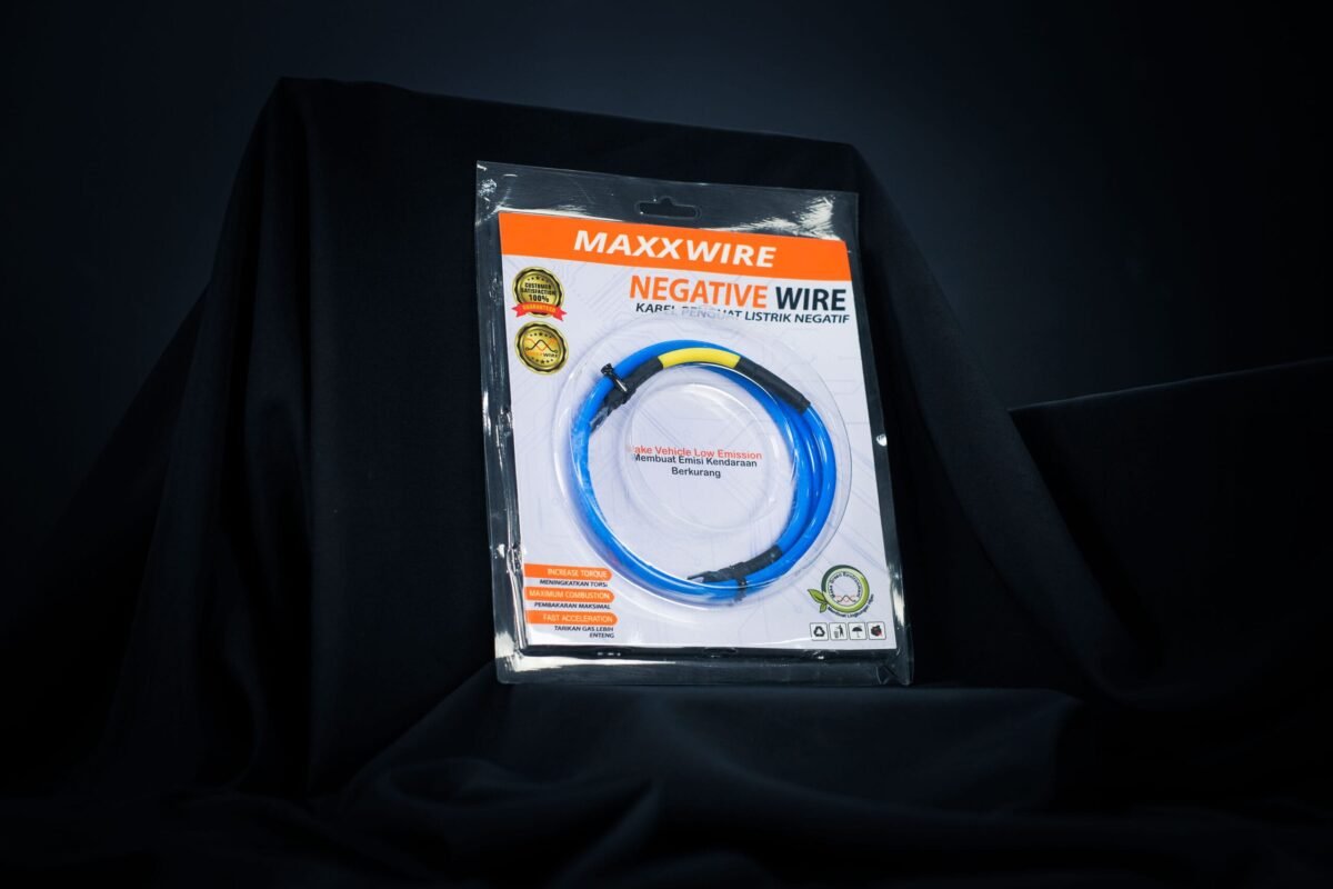 NEGATIVE WIRE GASOLINE CAR