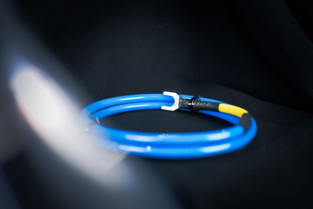 NEGATIVE WIRE GASOLINE CAR