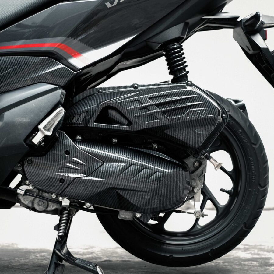 FRONT CVT COVER VARIO 160