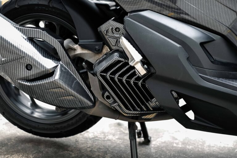 RADIATOR COVER VARIO 160