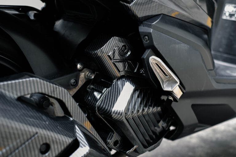 RADIATOR COVER VARIO 160