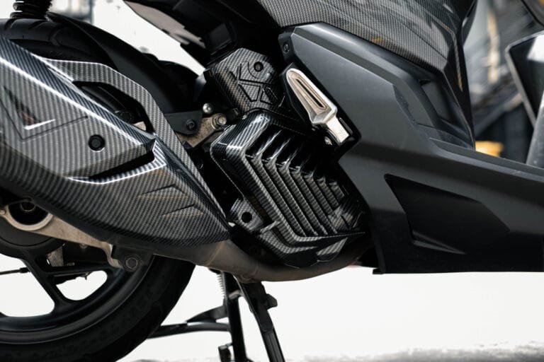 RADIATOR COVER VARIO 160