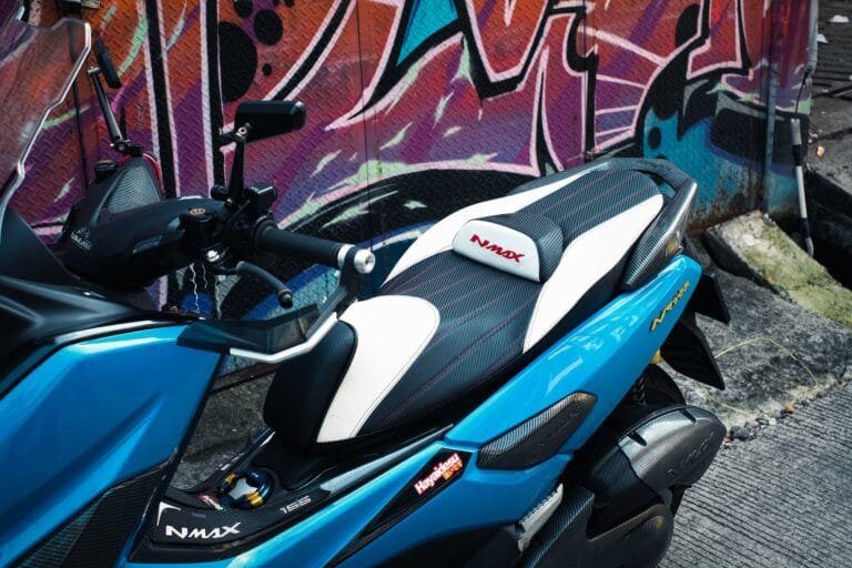 SEAT TYPE FORTUNER NMAX OLD