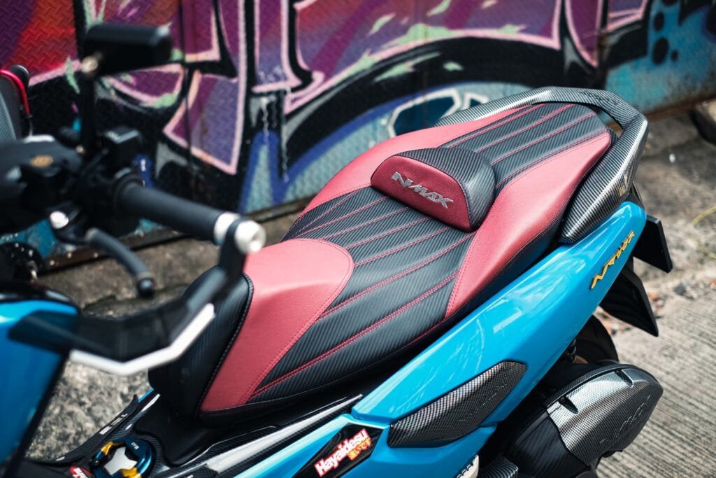 SEAT TYPE FORTUNER NMAX OLD