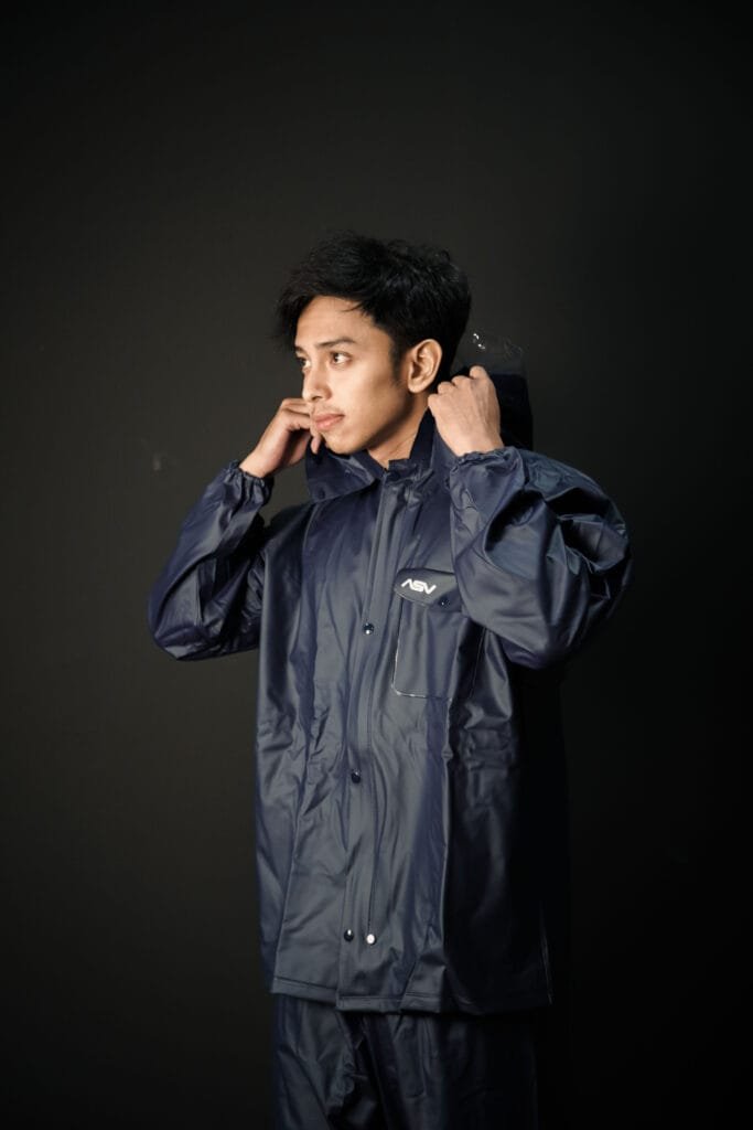 RUBBER RAINCOAT ASV 02