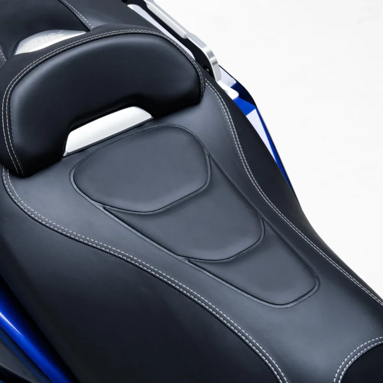 NEMO Seat Type Spain Yamaha New Xmax Connected
