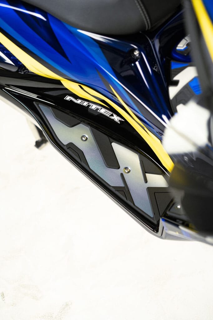 CNC ALUMINIUM BORDES DOUBLE X XMAX