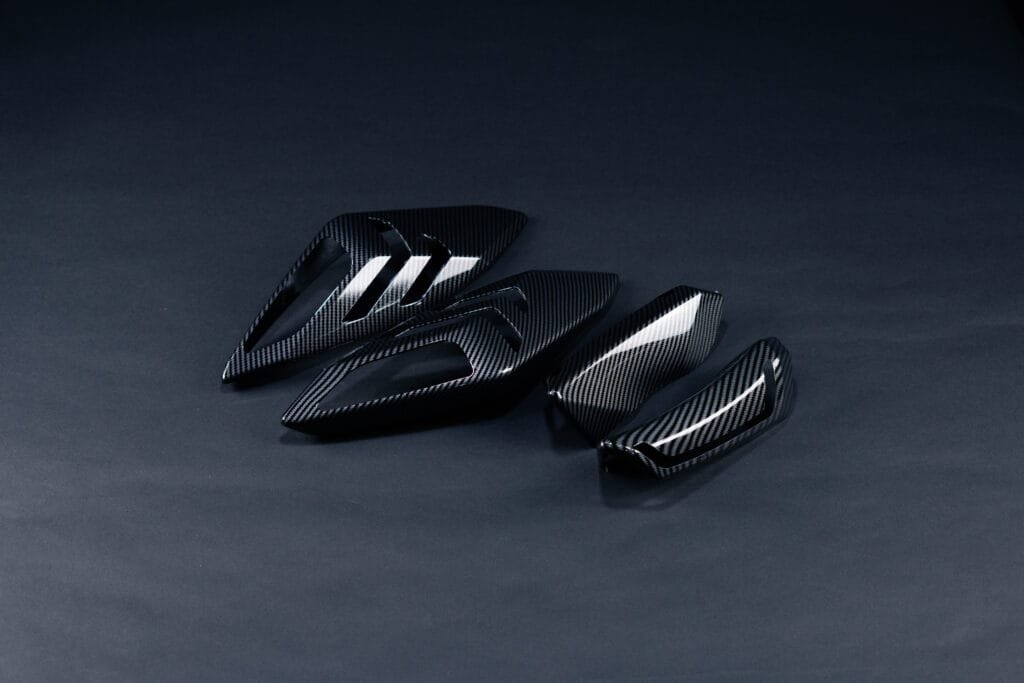 STOPLAMP & TURN SIGNAL COVER XMAX