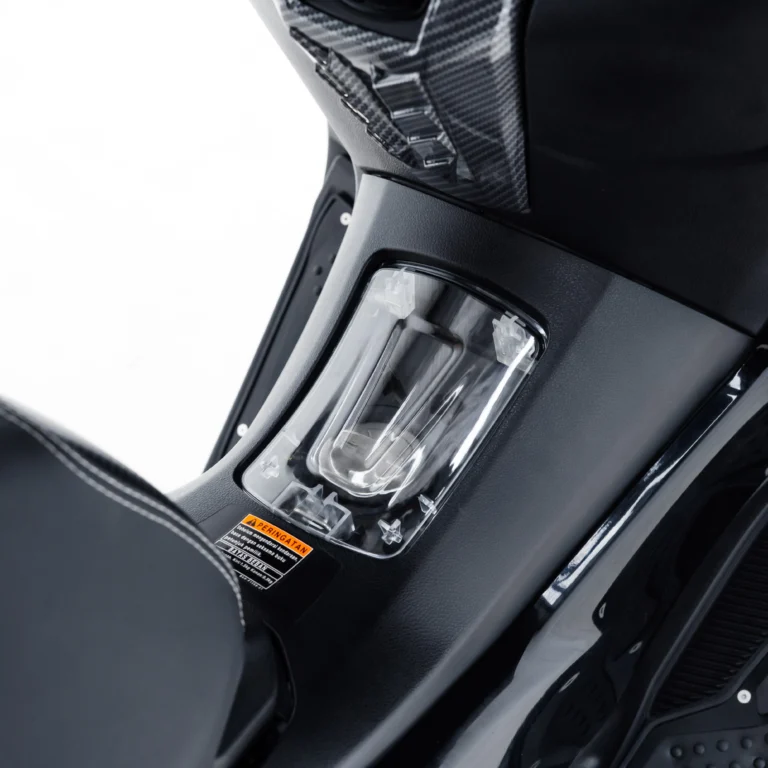 NEMO Transparent Fuel Cap Yamaha Nmax Connected