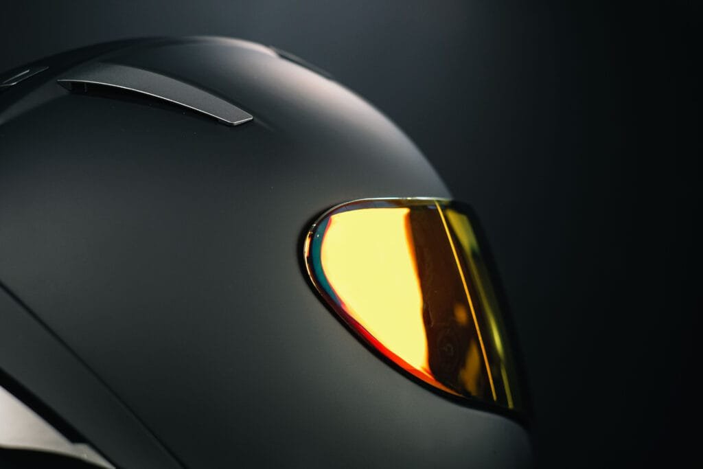 CLEAN SHOEI Z7 / X-14 IRIDIUM VISOR