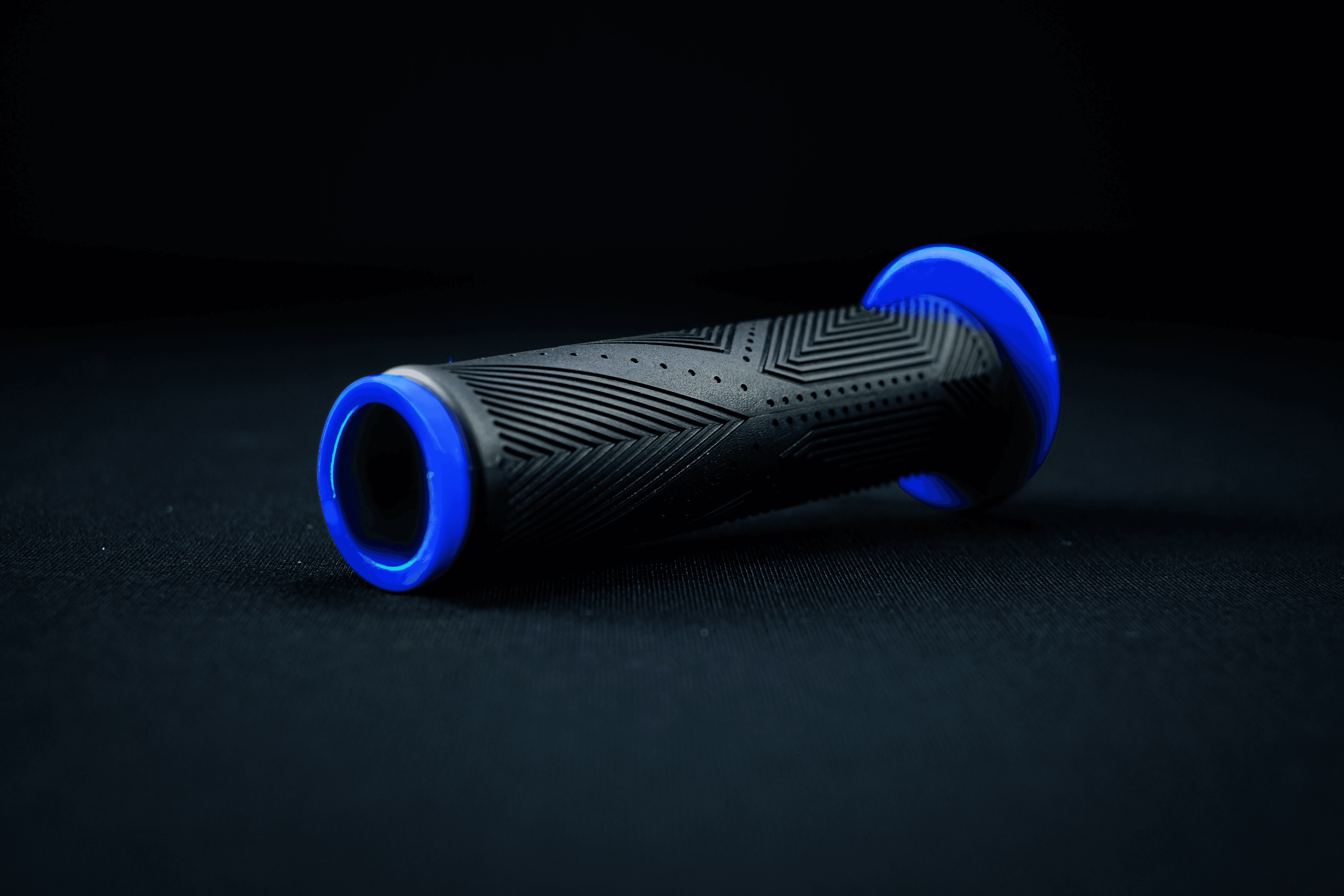 HANDLEBAR GRIPS TYPE CUBIC