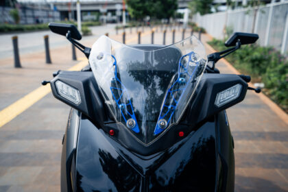 WINDSHIELD TYPE SPORTY + BRACKET XMAX CONNECTED
