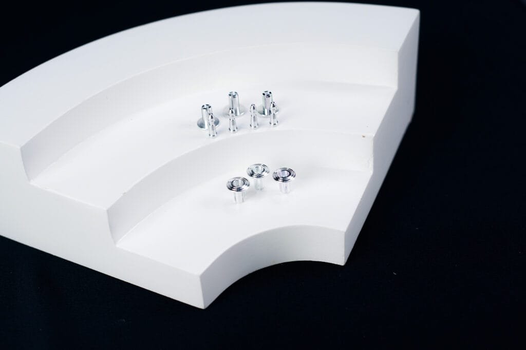 BODY BOLTS XMAX CONNECTED 2023