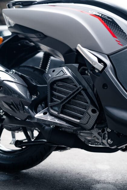 NEMO Radiator Protector / Cover Carbon – Yamaha Lexi LX 155
