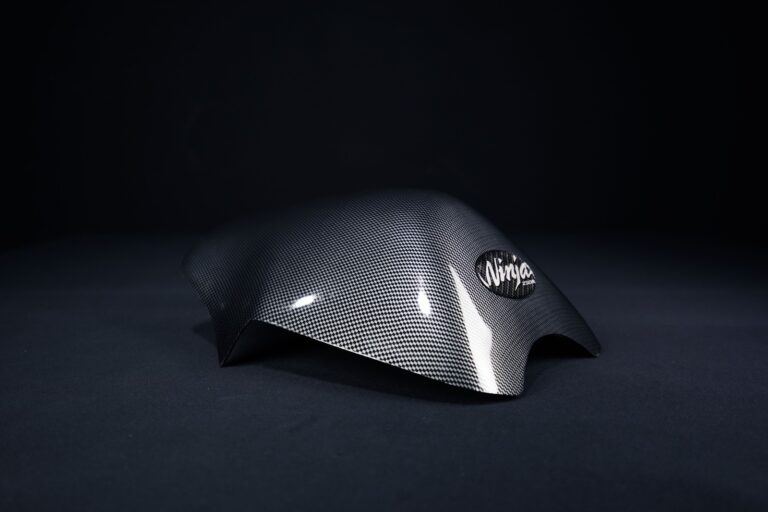 NINJA 250 CARBON TANK PROTECTOR