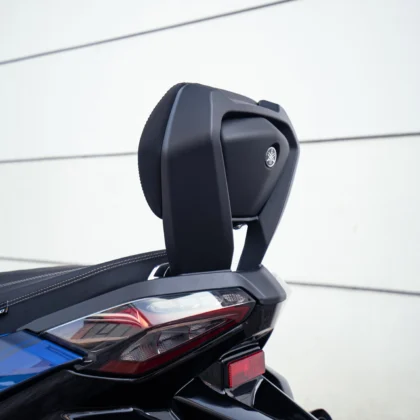 NEMO Backrest + Bracket for Yamaha Xmax Connected