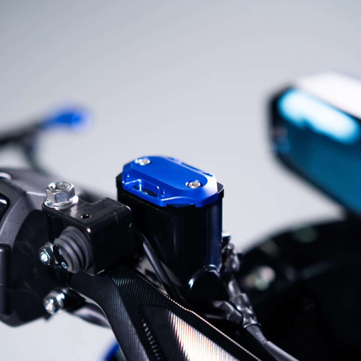 NITEX CNC Master Brake Cover Yamaha Xmax Connected