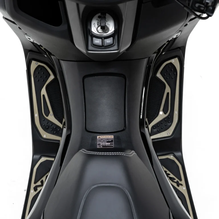 BORDES ALUMINIUM NMAX CONNECTED