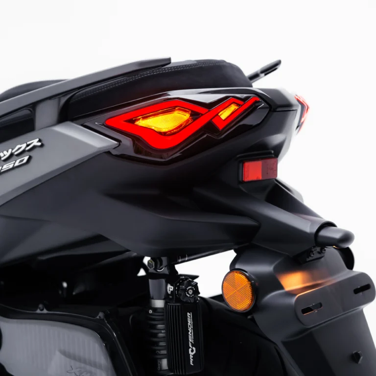 JPA Stoplamp X-Vision Yamaha Xmax Connected