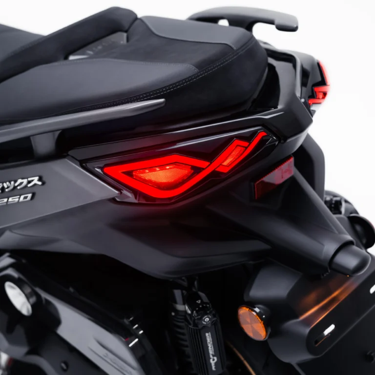 JPA Stoplamp X-Vision Yamaha Xmax Connected