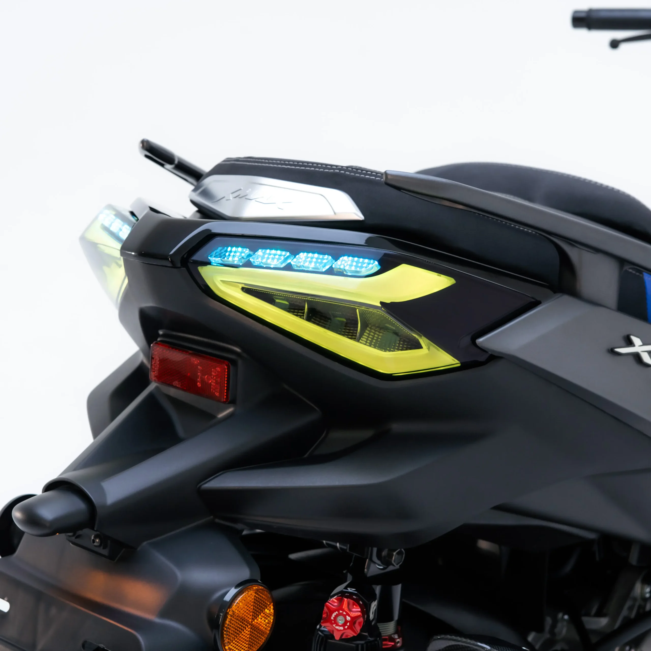 JPA STOPLAMP TYPE TAYCAN RGB YAMAHA XMAX CONNECTED